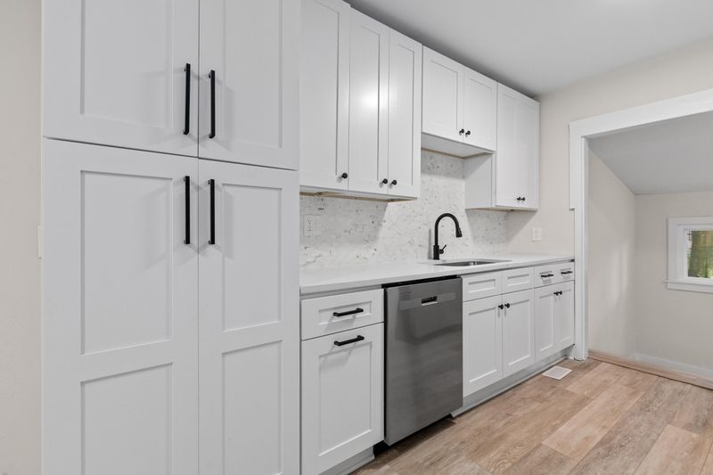 3987 Niagara St, North Charleston, SC 29405