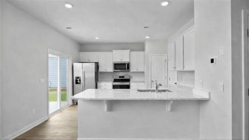 412 Mistflower Ln, Moncks Corner, SC 29461