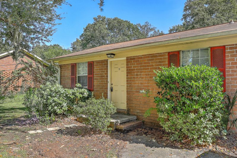 1182 Folly Rd #A,B,C,D, Charleston, SC 29412