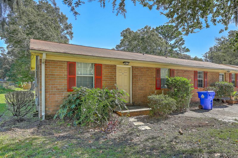1182 Folly Rd #A,B,C,D, Charleston, SC 29412