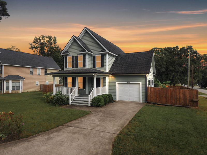 2462 Storen St, North Charleston, SC 29406