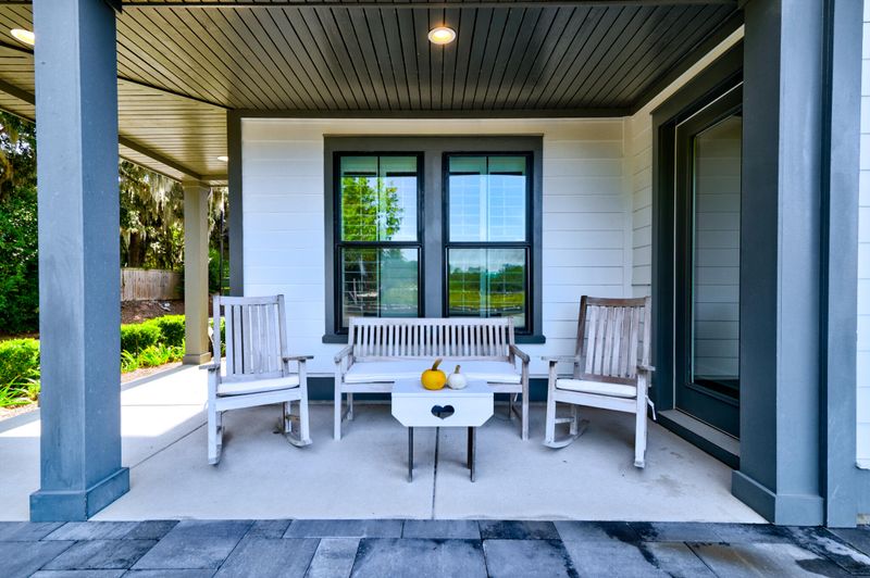 1646 Florentia St, Mount Pleasant, SC 29464