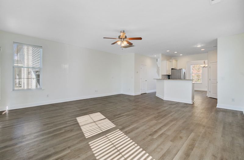 208 Foxbank Plantation Blvd, Moncks Corner, SC 29461
