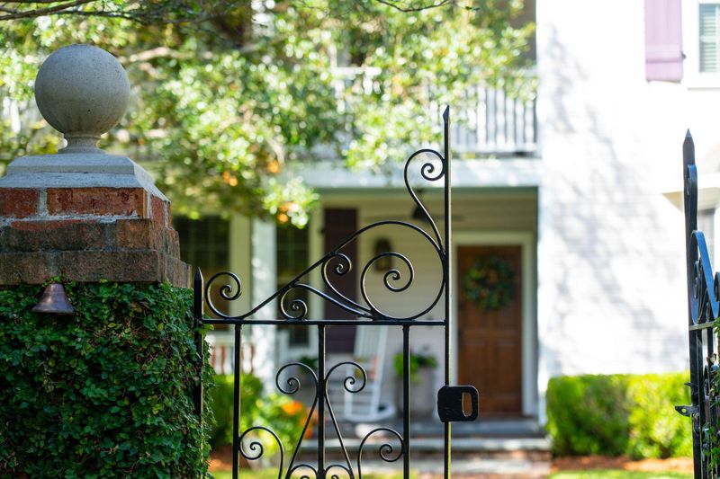 2196 Coker Ave, Charleston, SC 29412