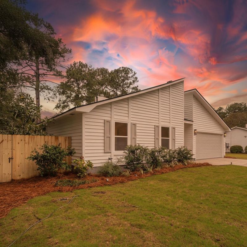 1 Willingham Ct, Charleston, SC 29412