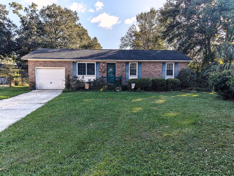 4023 Mark St, North Charleston, SC 29405