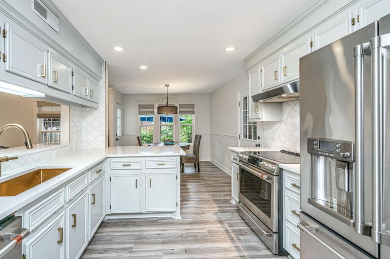 108 Bonneau Ct, Summerville, SC 29485