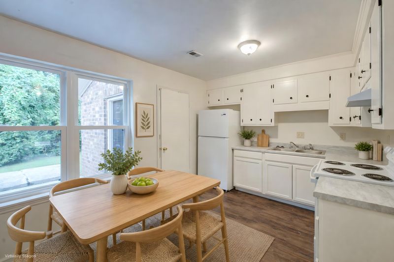 104 Jedi Ln, Summerville, SC 29485