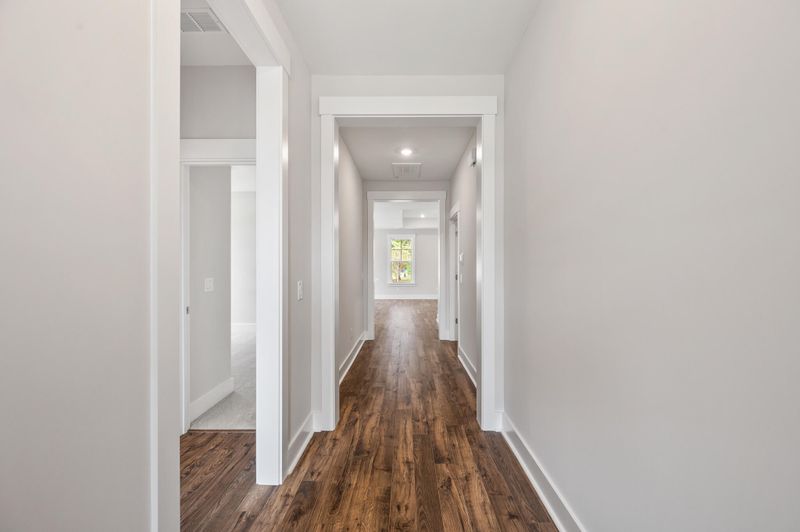 227 Creek Pointe Dr, Moncks Corner, SC 29461