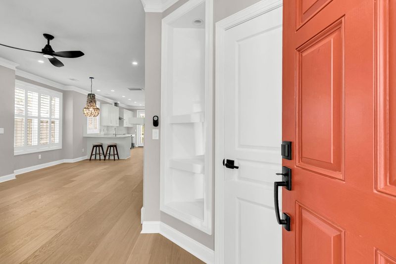 1135 Thrower St, Charleston, SC 29492