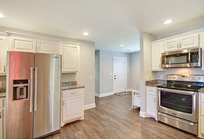 143 Carolina Dr, Saint Stephen, SC 29479