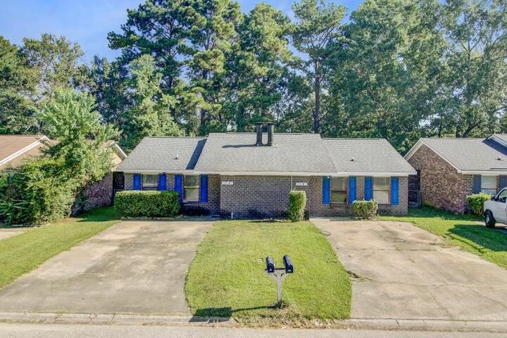 155 Dorchester Manor Blvd #A & B, North Charleston, SC 29420