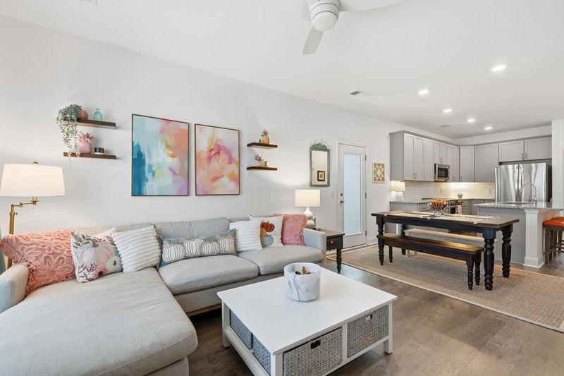 401 Twin Rivers Dr, Charleston, SC 29492