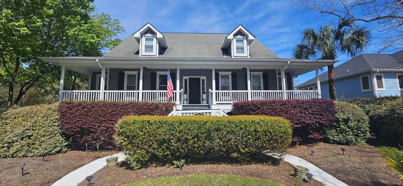 1479 Headquarters Plantation Dr, Johns Island, SC 29455
