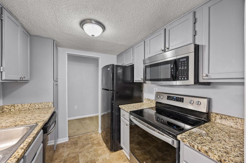 405 Sunnyside Way, Summerville, SC 29485