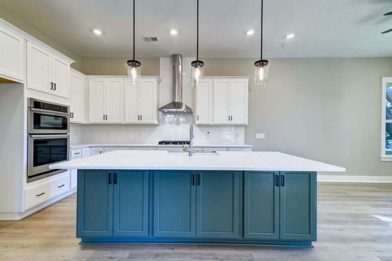 620 N Shore Dr, Charleston, SC 29412