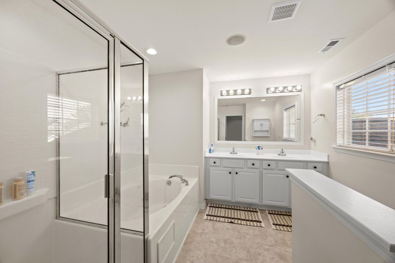 4008 Sanderson Ln, Summerville, SC 29483