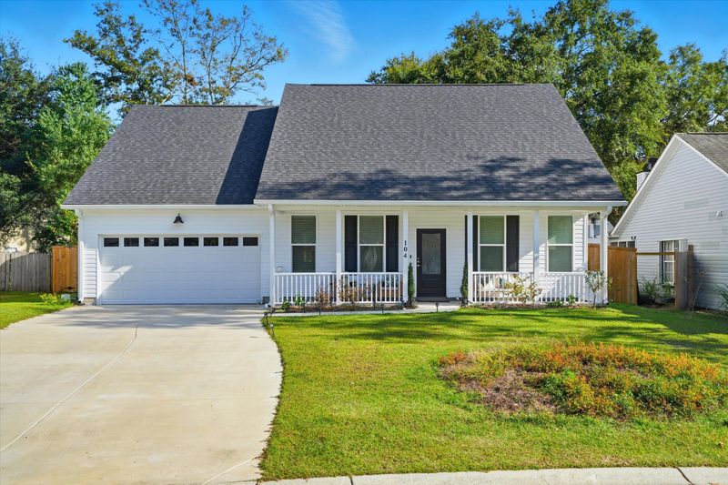 104 Hialeah Ct, Summerville, SC 29486
