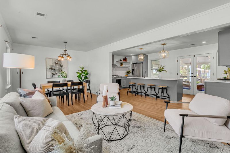 375 Hoff Ave, Charleston, SC 29407