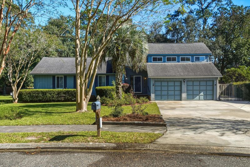 6 Captiva Row, Charleston, SC 29407