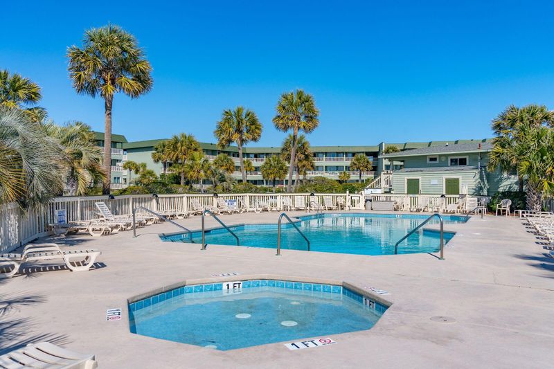 1300 Ocean Blvd #241, Isle Of Palms, SC 29451