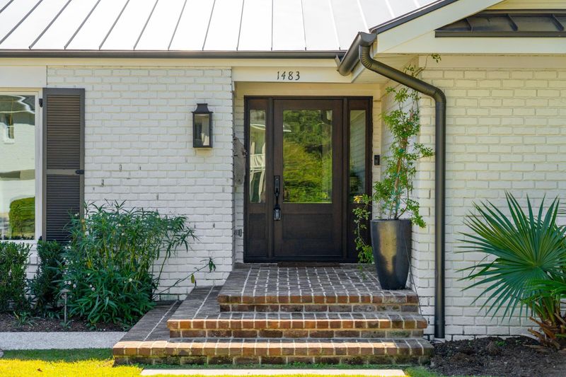 1483 Burningtree Rd, Charleston, SC 29412