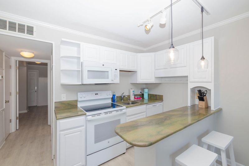 1300 Ocean Blvd #145, Isle Of Palms, SC 29451