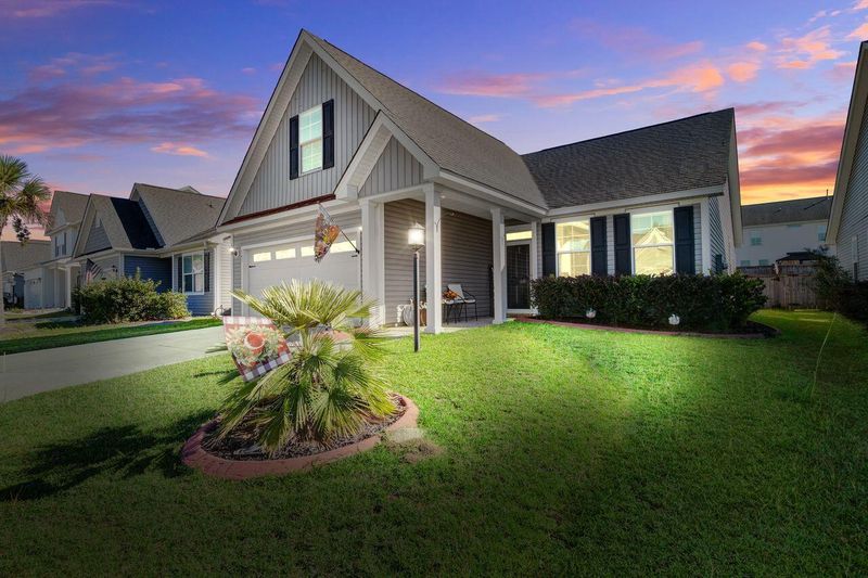 141 Ancestry Ln, Moncks Corner, SC 29461