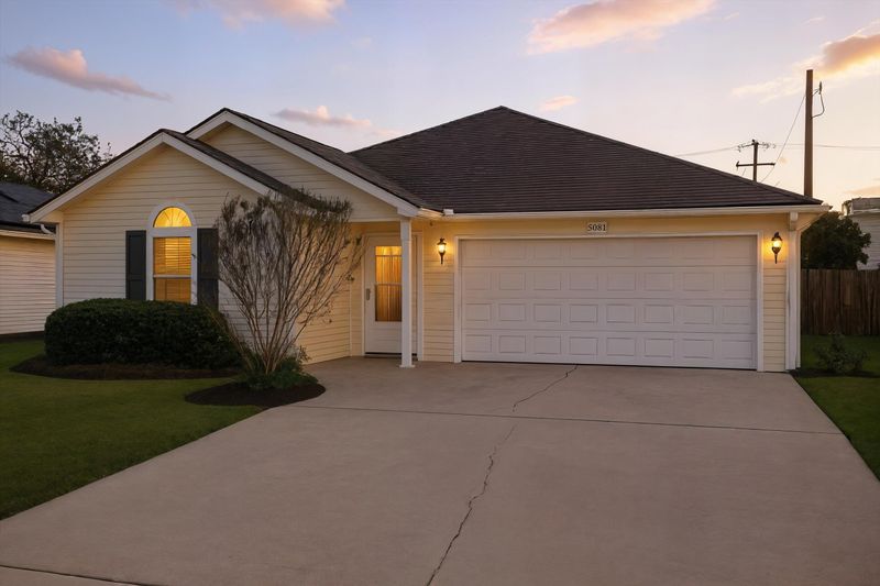 5081 Westview St, North Charleston, SC 29418