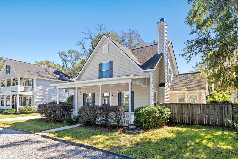 1513 Morgan Campbell Ct, Charleston, SC 29407
