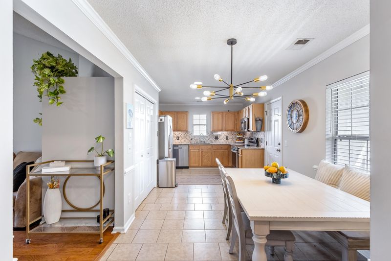 246 Dovetail Cir, Summerville, SC 29483
