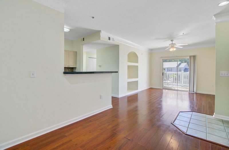 1300 Park West Blvd #822, Mount Pleasant, SC 29466
