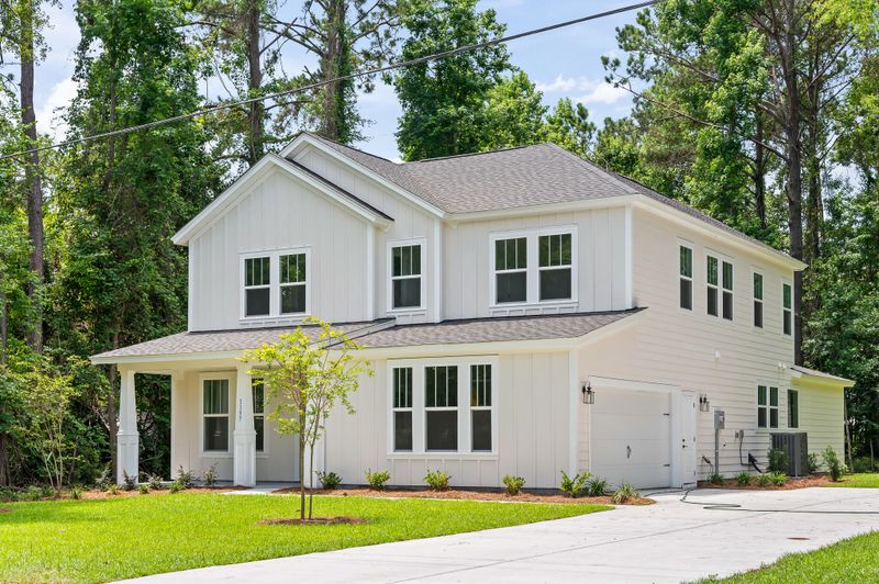 5180 Stono Plantation Dr, Hollywood, SC 29449