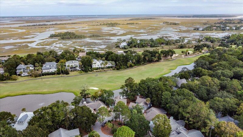 7 Lake Village Ln, Isle Of Palms, SC 29451