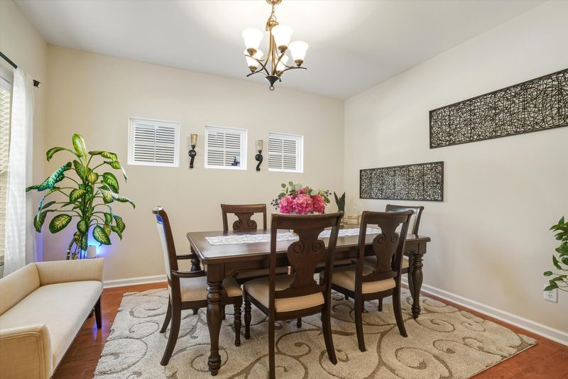 5449 Kings River Dr, North Charleston, SC 29420