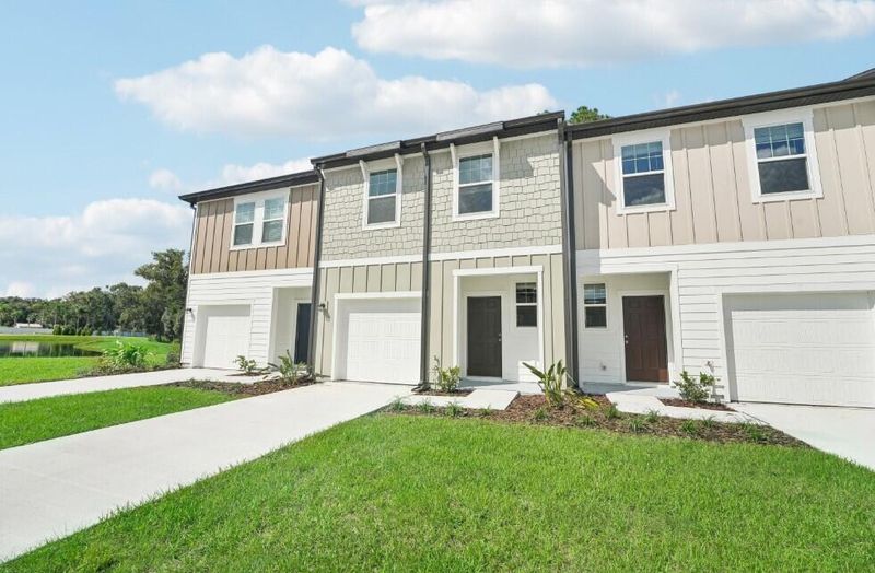 494 Colchester Ct, Moncks Corner, SC 29461