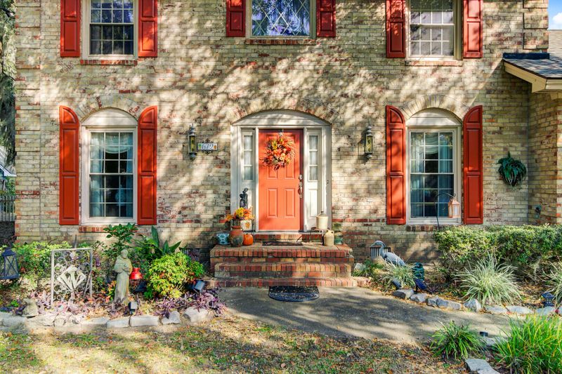 672 Ayers Dr, Charleston, SC 29412