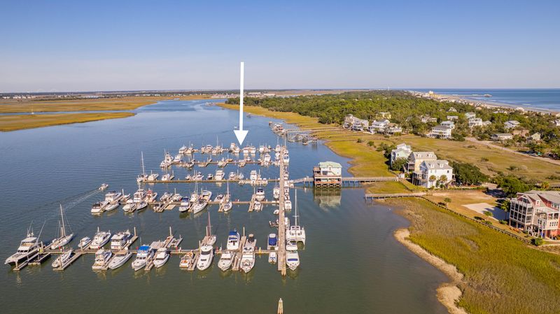 E - 22 67 W 10th St E 22 St, Folly Beach, SC 29439