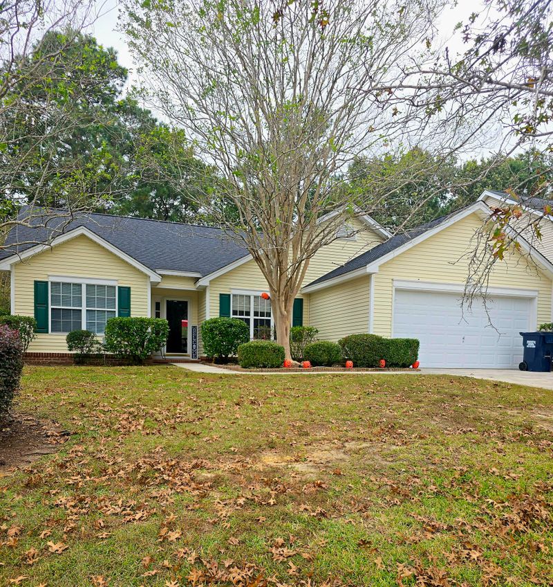 2031 Azalee Ln, Summerville, SC 29483