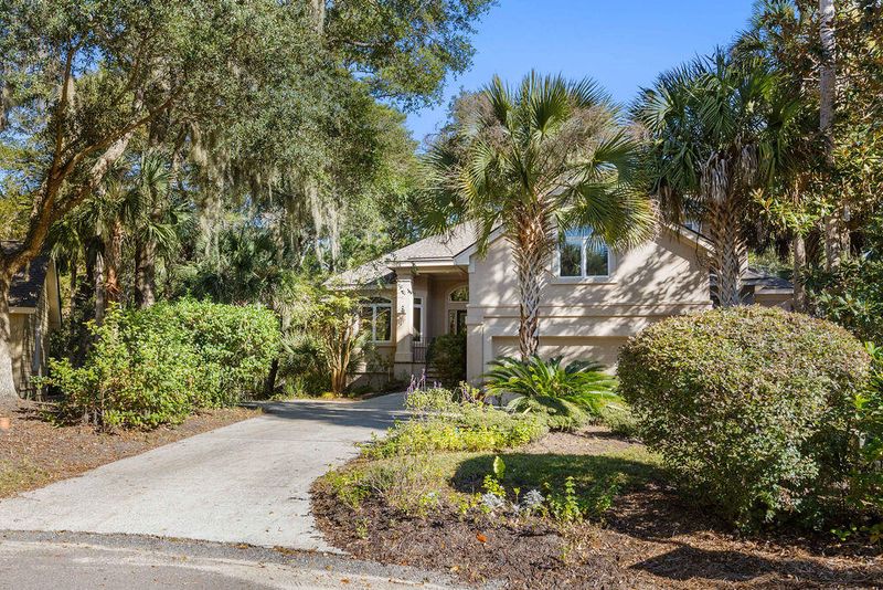 2106 Kings Pine Dr, Johns Island, SC 29455