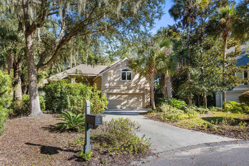 2106 Kings Pine Dr, Johns Island, SC 29455