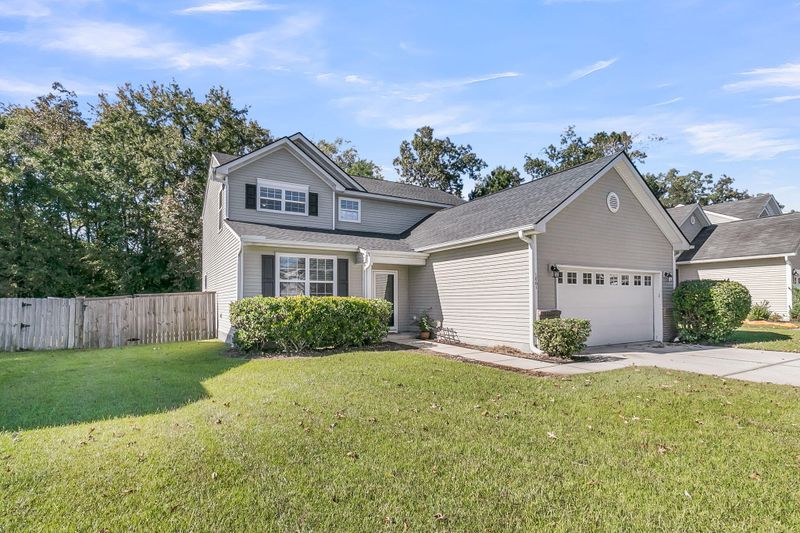 1861 Cornsilk Dr, Charleston, SC 29414