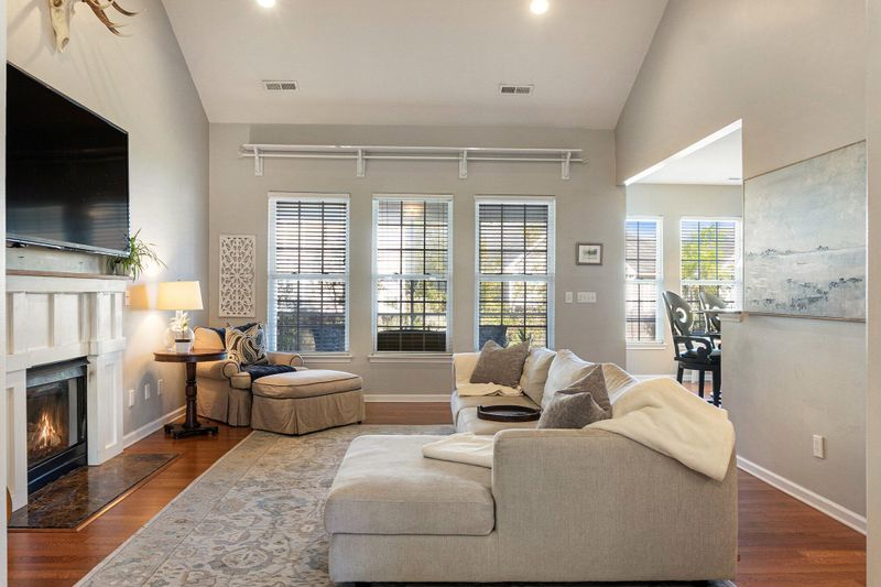 1656 Pepperwood Ct, Charleston, SC 29414