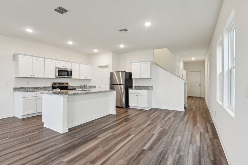 8867 Salamander Rd #9, North Charleston, SC 29406