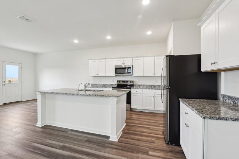8867 Salamander Rd #9, North Charleston, SC 29406