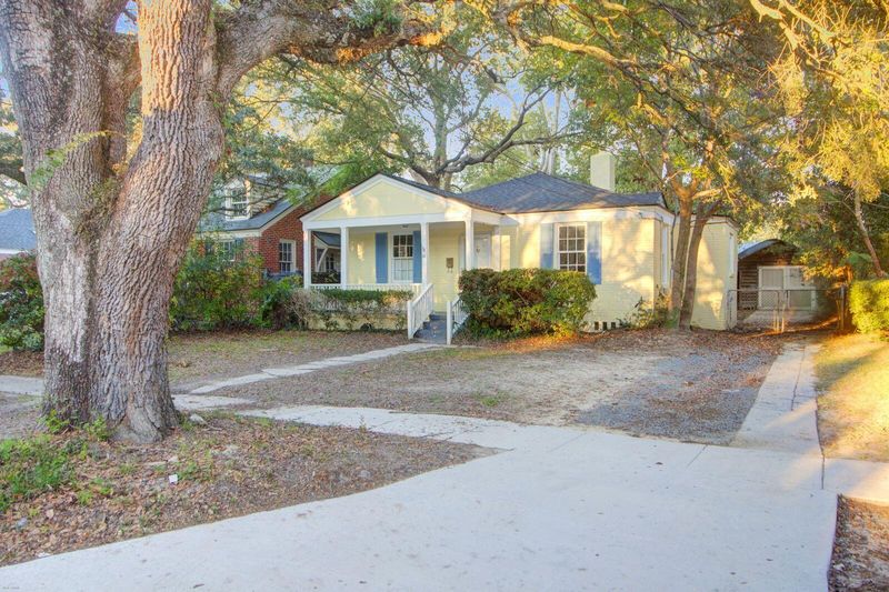 41 Colleton Dr, Charleston, SC 29407