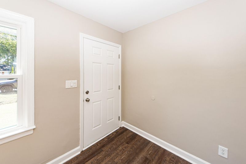 413 Sarah Dr, Goose Creek, SC 29445
