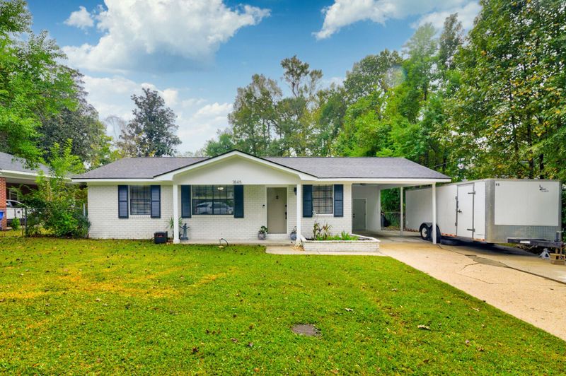 1845 Dogwood Rd, Charleston, SC 29414