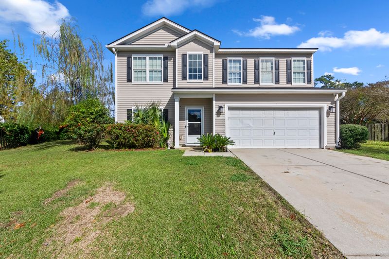 1407 Red Knot Ct, Hanahan, SC 29410
