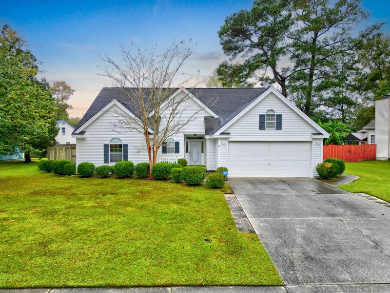 104 Cairnwell Ps, Goose Creek, SC 29445
